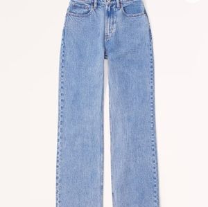 Aberceombie curve Love the loose high rise jeans